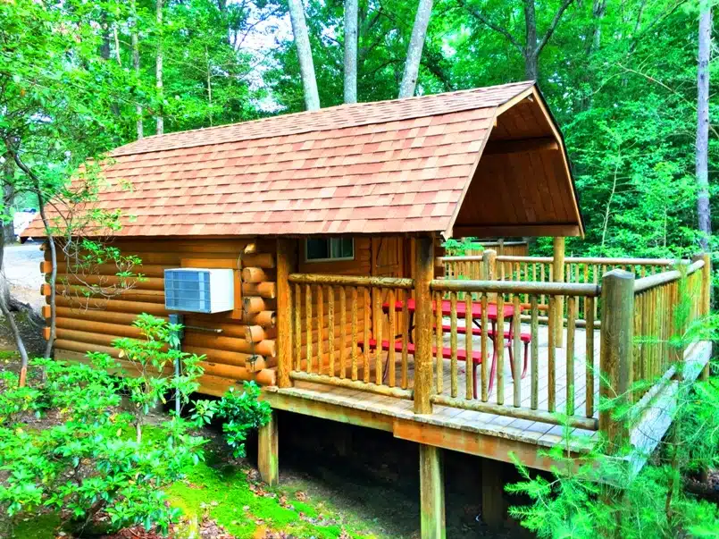Williamsburg KOA cabin to rent at campground