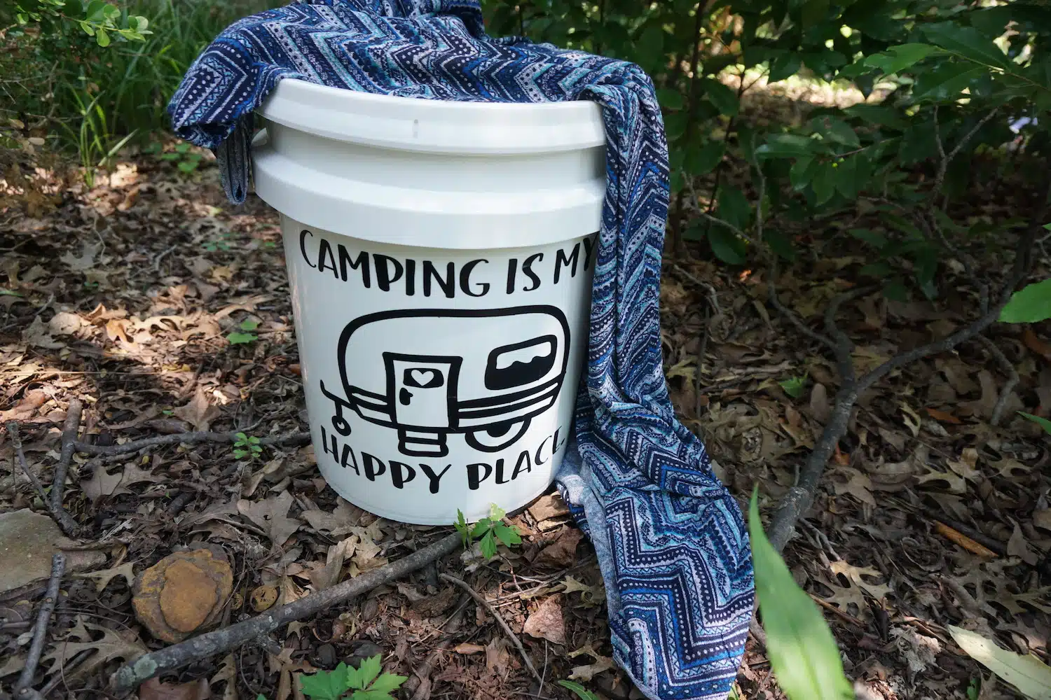 how to make a light up bucket for camping