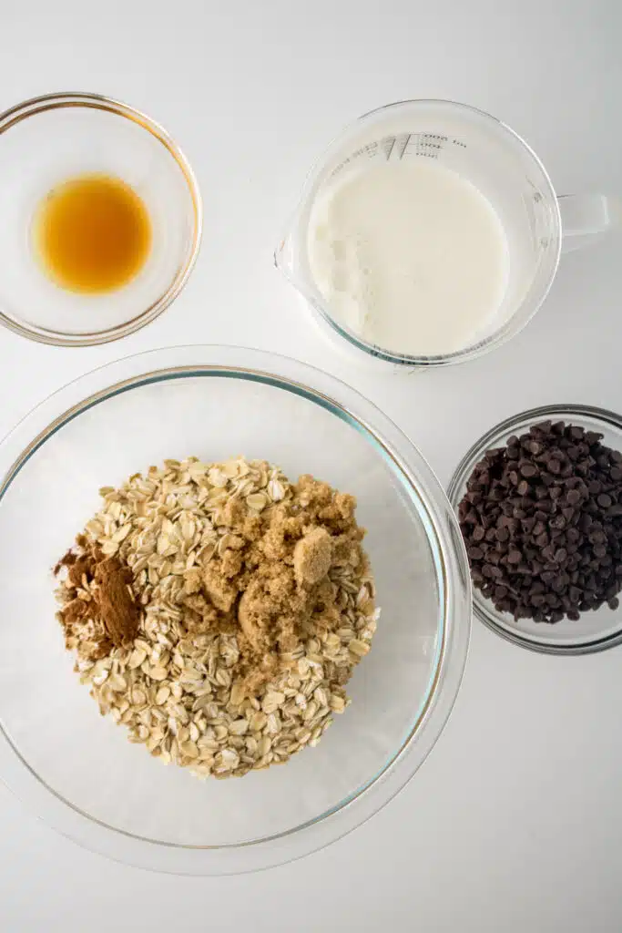 Cookie Dough Overnight Oats Step 1